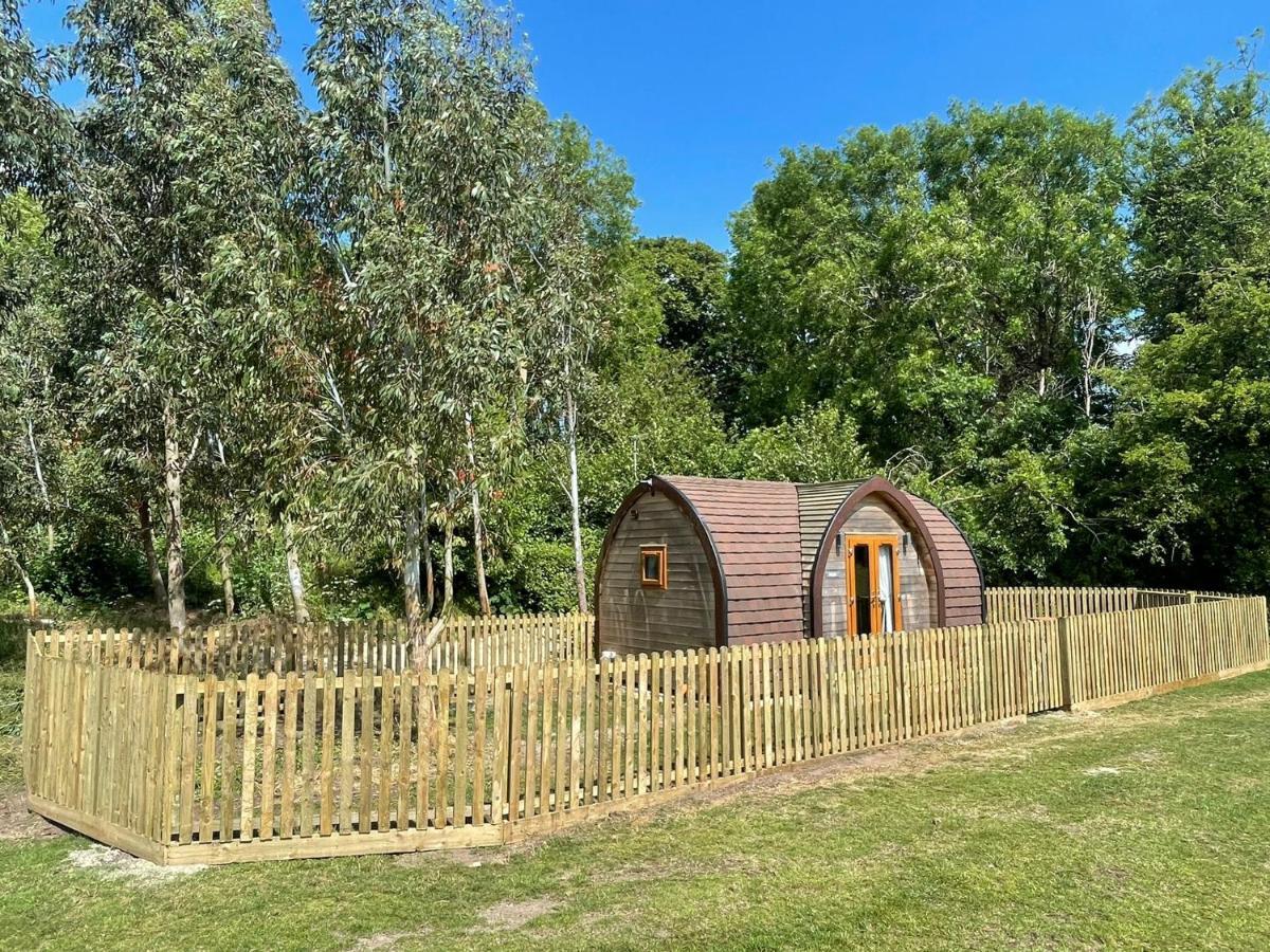 Wildflower Meadow Cabins Whitington Exterior foto